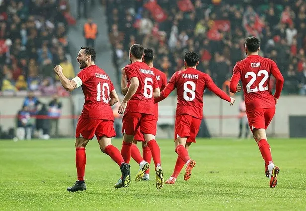 turkiye-hazirlik-karsilasmasinda-iskocyayi-konuk-ediyor-canli-izle-1668625665653.jpeg Diyarbakır iyi geldi! A Milli Takımımız hazırlık maçında İskoçya'yı 2-1 mağlup etti-5