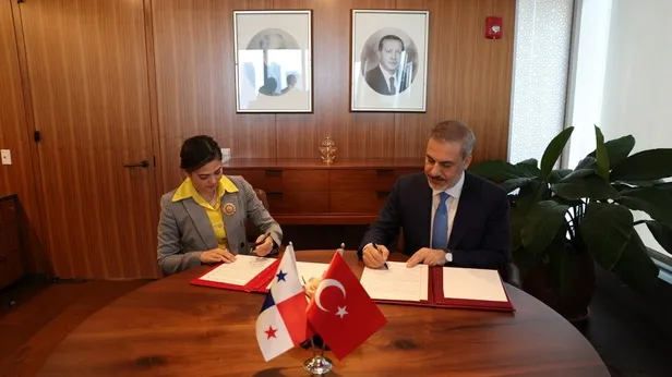 Dışişleri Bakanı Hakan Fidan'dan yoğun diplomasi trafiği: Birçok ülkeden mevkidaşıyla bir araya geldi-4