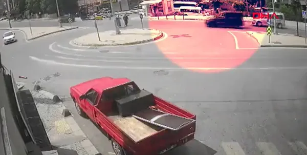 İstanbul Küçükçekmece'deki bu kavşak diğerlerinden daha ünlü! Milyonlarca kez izlendi!-2