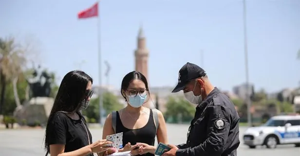 Tam kapanmada merak edilen soru! Bugün nereler açık nereler kapalı? Pazar günü nereler açık? Marketler açık mı?