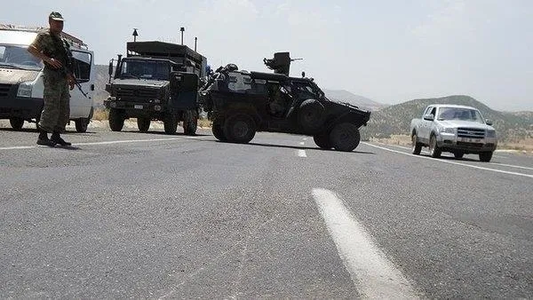 valilik-duyurdu-hakkaride-gosteri-ve-yuruyuslere-gecici-yasak-1665864009464.jpeg Valilik duyurdu! Hakkari'de gösteri ve yürüyüşlere geçici yasak-1