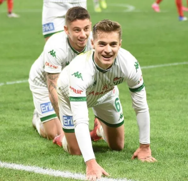 Fenerbahçe, Bursaspor'un 3 yıldızını istiyor! - 2