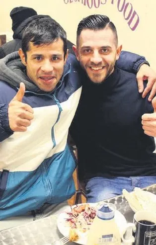 Türk kebapçıdan örnek hareket