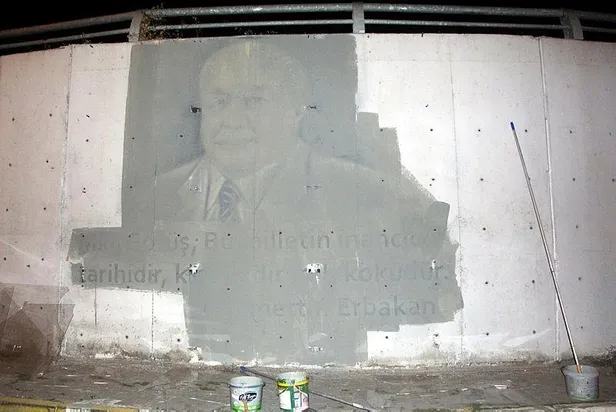 Son dakika: CHP'li Bolu Belediyesi yasağı hiçe saydı duvarları boyadı-2