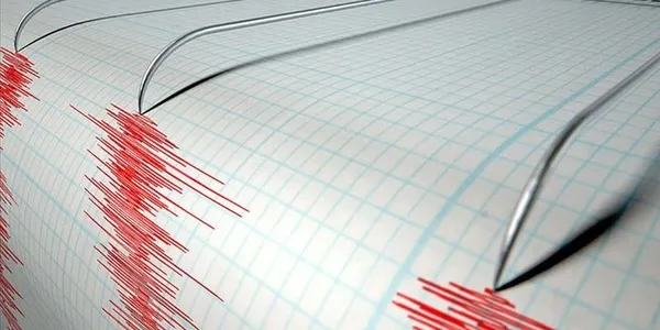 izmir-deprem-son-dakika-siddeti-kac-izmir-deprem-mi-oldu-kandilli-afad-izmir-son-depremler-1609336692018.jpg İzmir deprem mi oldu? İzmir Manisa deprem şiddeti kaç? İzmir son depremler | Kandilli AFAD liste!-3