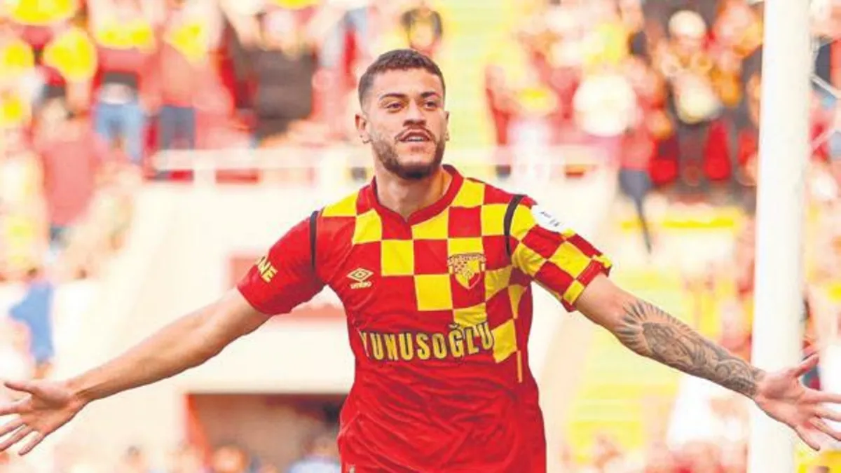 Feyenoord’un gözü Romulo’da