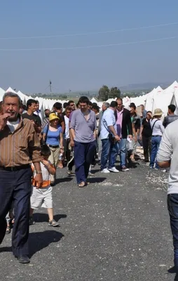 Suriyelilere vatandaşlık verilecek mi?