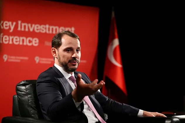 Bakan Albayrak'tan kritik mesaj: "Türkiye Yeni Ekonomi Programı ile..."