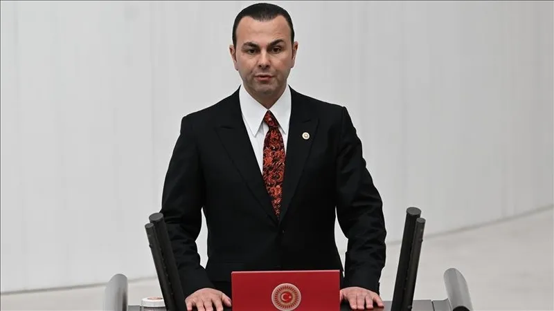 İstanbul Milletvekili Seyithan İşsiz