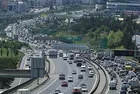 Akın akın gidiyorlar! İstanbul'da bayram trafiği başladı!  Trafik yoğunluğu dron kamarasına saniye saniye yansıdı...