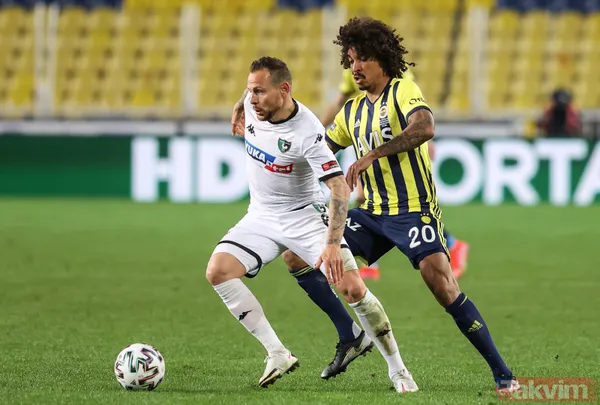 Var'daki Abdulkadir Bitigen De "Hakemcik" Pozisyonunda Temiz Bir Golü "Ofsayt" Haline Getirdi. Pasifteki Oyuncunun Kalecinin Görüş Alanını Etkilemesi Gerekiyor...