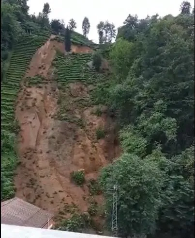 HAVA DURUMU | Meteorolojiden 2 il için kuvvetli yağış uyarısı! Rize’de şiddetli yağış heyelanlara neden oldu-3