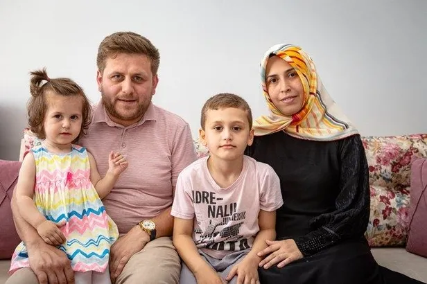 kahramanin-ismiyle-yasatiliyor-omer-halisdemirin-ismi-binlerce-cocuga-verildi-1657173495716.jpeg Kahramanın ismiyle yaşatılıyor! Ömer Halisdemir'in ismi binlerce çocuğa verildi-5