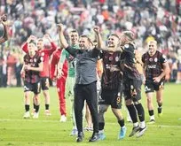 Galatasaray derbilerde pozisyon vermiyor