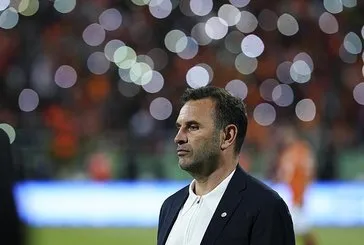 Boş sözleşmeyi imzaladı: Galatasaray Teknik Direktörü Okan Buruk 2 yıl daha takımının başında olacak