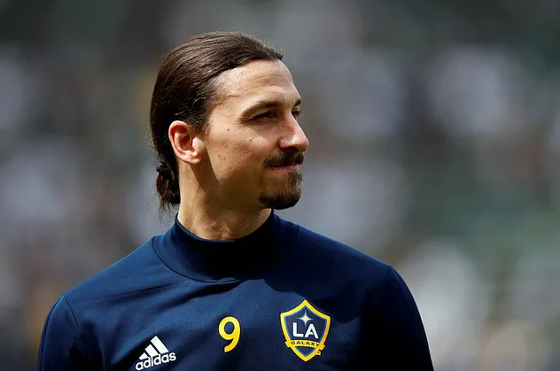 İbrahimovic yeni rotasını açıkladı