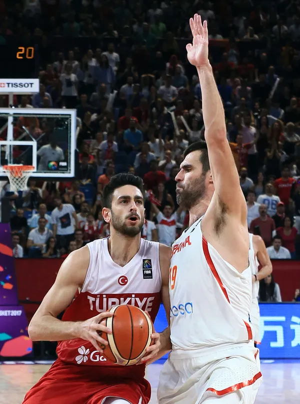 basketbolcu-furkan-korkmaz-milli-takim-hakkinda-aciklamalarda-bulundu-1654611093155.jpg