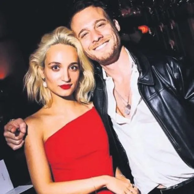 Sevdim seni bir kerem!