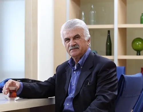 Eski Bakan Fikret Ünlü hayatını kaybetti! Fikret Ünlü kimdir?-1