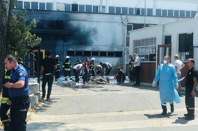 Tekirdağ'da boya fabrikasında patlama: 3 ağır yaralı var