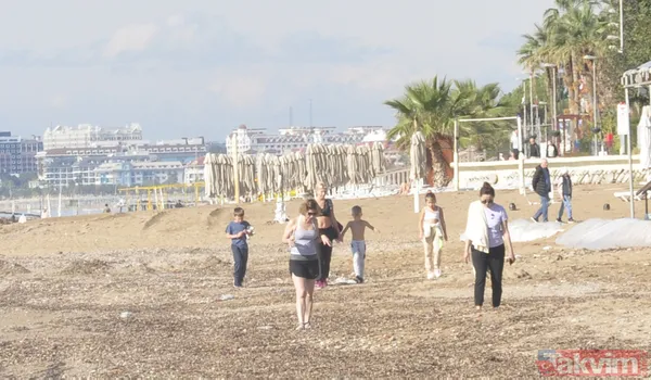 Aralık ayının ortasında deniz keyfi! Görüntüler Antalya Side'den - 9