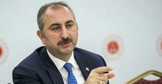 Adalet Bakanı Abdulhamit Gül'den Kur'an kurslarına Orta Çağ zihniyeti diyen CHP'li Özgür Özel'e tokat gibi yanıt