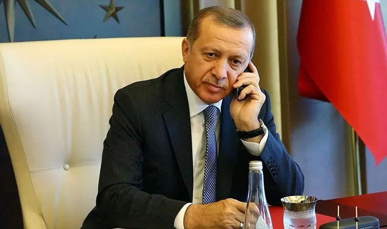 baskan-erdogan-fransa-cumhurbaskani-macronla-gorustu-neler-konusuldu-1764748342701.jpeg