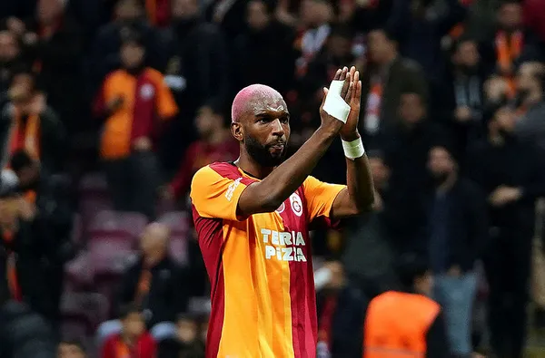 1612357507388.jpg Ryan Babel gözünü kripto para piyasalarına çevirdi! Club House'da o odaların müdavimi oldu-2