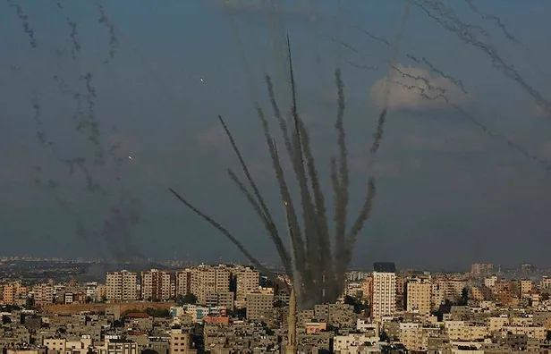 PKK ve YPG'yi kollayan AB Hamas'ı terör örgütü ilan etti! Başkan Erdoğan'dan AB'nin iki yüzlü tutumuna sert tepki-4