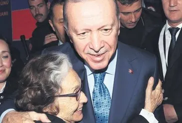 Başka Erdoğan'dan 24 Kasım Öğretmenler Günü mesajı
