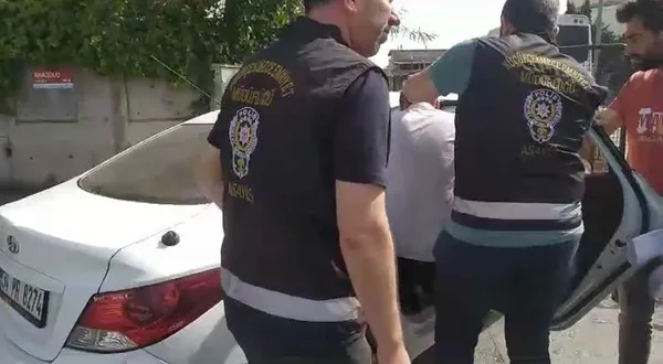 asgari-ucretliler-olsun-diyen-sahis-hirsizlik-yaparken-yakalandi-1690627768282.jpeg