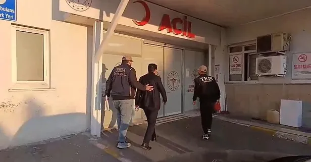 Terör suçundan tutuklanan Ahmet Özer'in evinde yapılan aramanın görüntüleri ortaya çıktı | Böyle gözaltına alındı