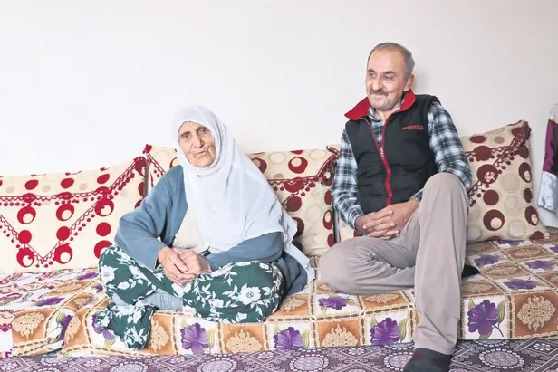 ogretmen-musa-tavsan-kar-kis-demeden-her-sabah-atiyla-10-kilometre-yol-giderek-ogrencilerine-ders-veriyor-1672270996706.jpeg Öğretmen Musa Tavşan kar kış demeden her sabah atıyla 10 kilometre yol giderek öğrencilerine ders veriyor-3