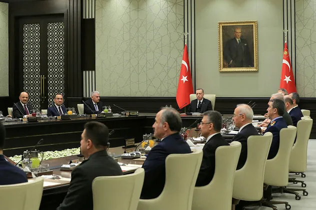 Yeni sistemin ilkler MGK’sı