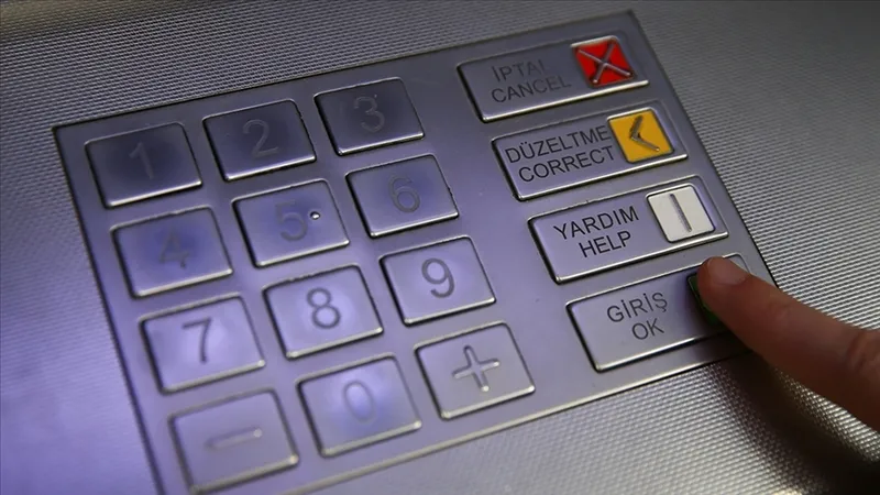 atmlerde-kart-donemi-bitiyor-artik-her-bankamatikte-kart-yerine-1716381065869.jpg ATM'lerde kart dönemi bitiyor! Artık her bankamatikte kart yerine...-4