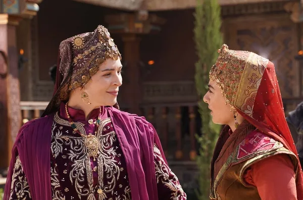 kurulus-osman-muhtesem-acilis-bolumuyle-besinci-sezonuna-zirvede-basladi-1696494572596.jpg Kuruluş Osman muhteşem açılış bölümüyle beşinci sezonuna zirvede başladı!-6