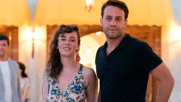 Önce bebek sonra evet: Demet Evgar ile Levent Babataş ile dün Rumelihisarı'ndaki evinde nikah masasına oturdu-4