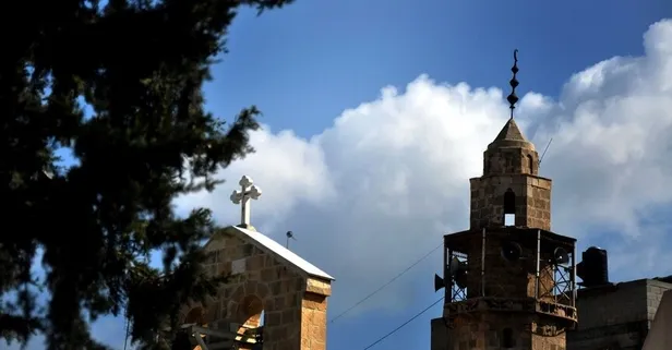 Siyonist İsrail işgali GKRY'ye sıçradı: Köyü satın alıp kiliseye kilidi vurdular