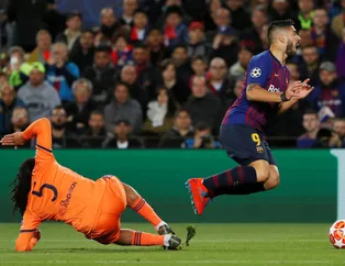 Şampiyonlar Ligi'nde VAR skandalı! Camp Nou'da isyan