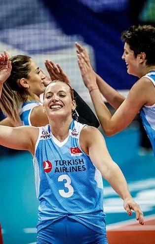 A Milli Kadın Voleybol Takımı elemelere galibiyetle başladı! Türkiye: 3 - Almanya: 1 (MS)