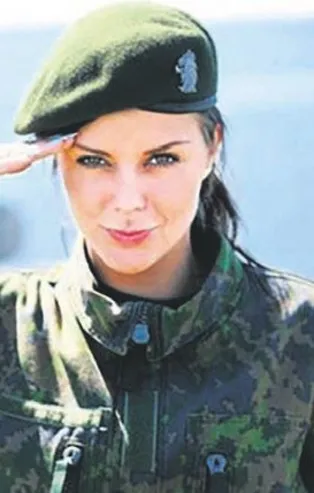 Giy üniformayı al yüksek maaşı! Rüyada rütbe görmek ne anlama gelir? | Rüya tabirleri