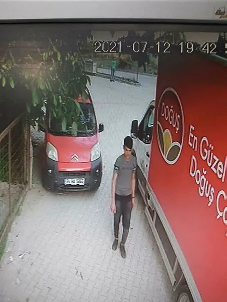 aysegul-aydin-kimdir-kac-yasindaydi-aysegul-aydin-neden-oldu-gebzede-afgan-uyruklu-genc-tarafindan-cinsel-istismara-ugramisti-1637562081405.jpg Ayşegül Aydın neden öldü? Ayşegül Aydın kimdir, kaç yaşındaydı? Gebze'de Afgan uyruklu genç tarafından cinsel istismara uğramıştı...-4