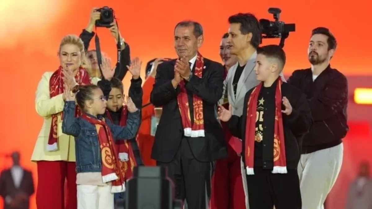 Dursun Özbek ameliyat oldu