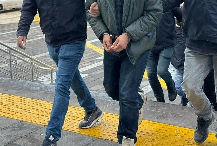 Türk polisi yakaladı tutuklandı!