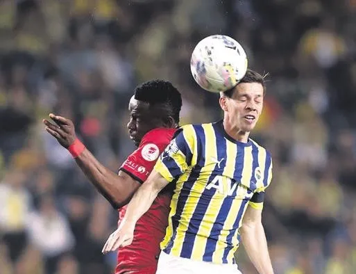 Fener’de 2 değişiklik