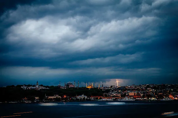mavi-kodlu-hava-dalgasi-ok-gibi-firladi-turkiyede-yarin-basliyor-edirne-bursa-canakkale-istanbul-tekirdag-bali-1691414170574.jpg Türkiye'de bugün başlıyor! Mavi kodlu hava dalgası ok gibi fırladı! 26 derece birden...-14