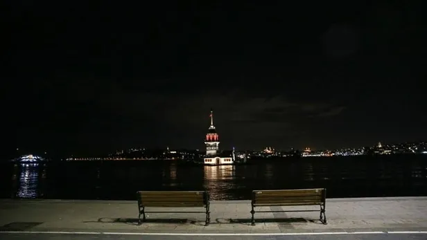 31-aralik-persembe-yarin-calisma-ve-sokaga-cikma-yasagi-baslama-saati-31-aralik-yarin-kargolar-ptt-borsa-acik-mi-kapali-mi-1609310250917.jpg Bugün 31 Aralık Perşembe çalışma ve sokağa çıkma yasağı başlama saati (31 Aralık bugün kargolar, PTT, borsa açık mı, kapalı mı?)-5