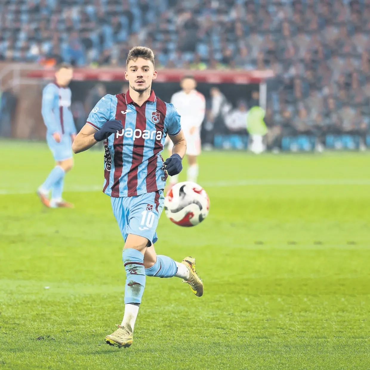 Muçi gollerine devam ediyor