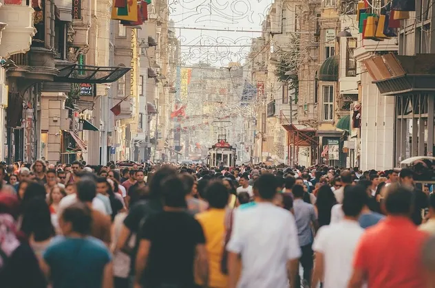 Avrupa'nın en genci Türkiye! AB üyesi 20 ülkenin nüfusunu geride bıraktı