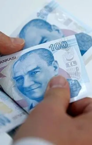Bakan Zehra Zümrüt Selçuk: İşçilere son 10 yılın en yüksek zammı verildi